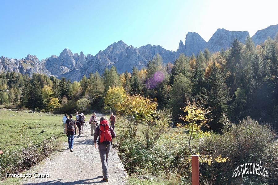 04 In cammino verso i Campelli.jpg
